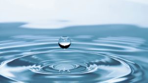 Eau